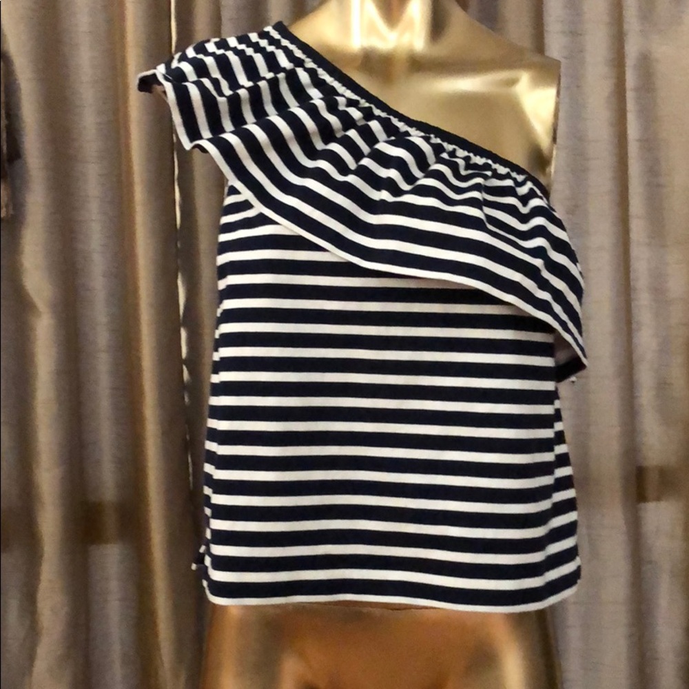 One shoulder navy blue top 💕